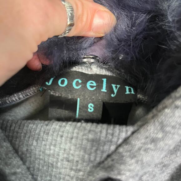 NWOT Jocelyn Small Fur Trim Pullover Hoodie Heather Gray Navy Blue Sweatshirt - Picture 5 of 11
